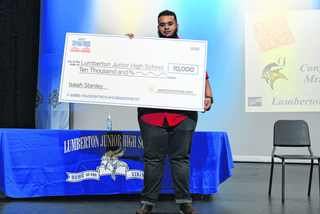 Lumberton Junior High wins $10,000 technology grant in Rack Room Shoes  Teacher of the Year Contest