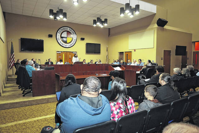 
			
				                                N.C. Department of Administration Secretary Pamela Brewington Cashwell Thursday during the Lumbee Tribal Council’s business meeting. Also during the meeting, council members voted for a resolution of support for cultural identity affirmation.
                                 Tasha Oxendine | Lumbee Tribe of NC

			
		