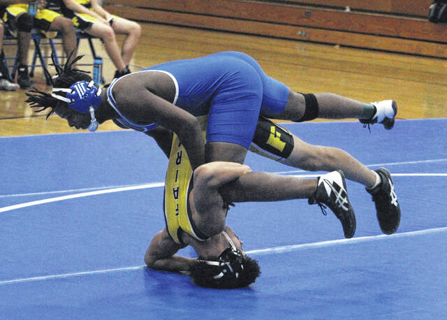 St. Pauls wrestling tops Fairmont