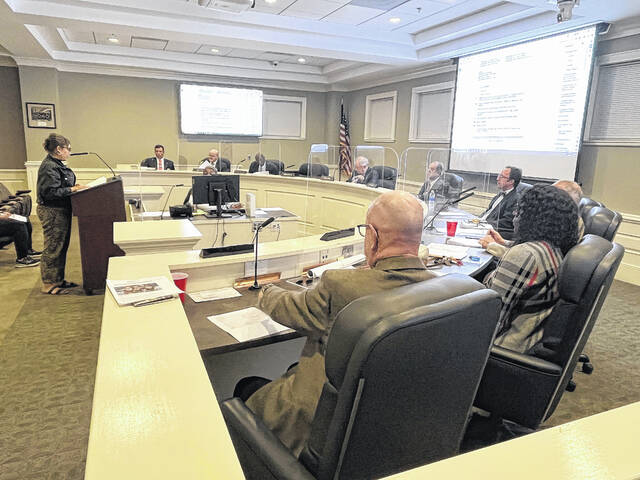 Lumberton City Council passes revised begging ordinance | Robesonian