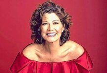 
			
				                                With three multi-platinum albums, six platinum albums, and four gold albums, Amy Grant’s total career album sales have exceeded 30 million with more than 1 billion global streams.
 
			
		